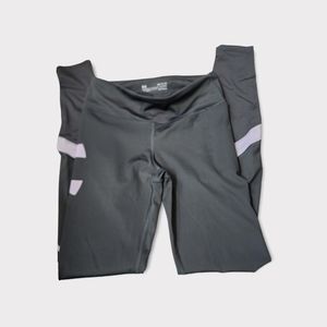 Under armour‎ womens compression leggings, small